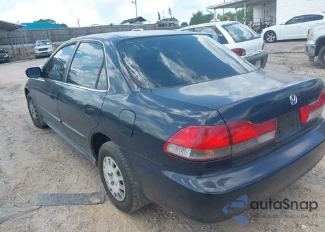 2002 Honda Accord 2.3 Vp z USA, uszkodzony, nr VIN 1HGCF86602A131739